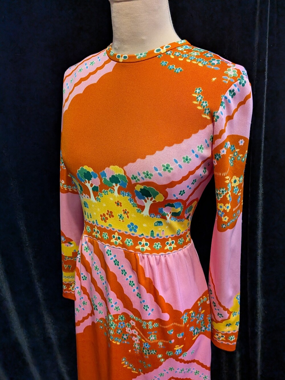 PAGANNE Vintage 70s Bold Print Knit Dress. - Picture 6 of 11